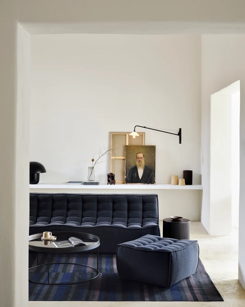 N701 Sofa - Graphite