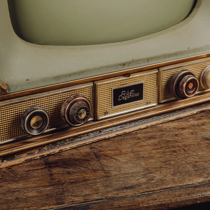 Télévision ancienne MM