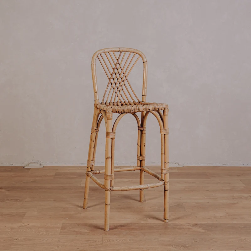 Chaise haute en rotin