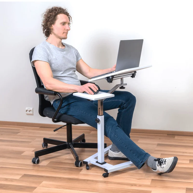 Tatkraft Like – Table réglable pour ordinateur portable sur roulettes, plateau inclinable, tablette pour souris, 67 × 70–99,5 × 52 cm, blanche