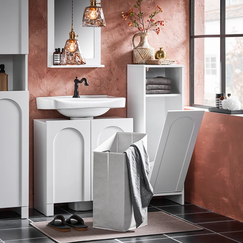 SoBuy BZR161-W Meuble Salle de Bain avec Panier à Linge, Sac Amovible, Format Compact, pour Salle de Bain et WC, Rangement Optimisé – L30×P30×H97 cm, Blanc